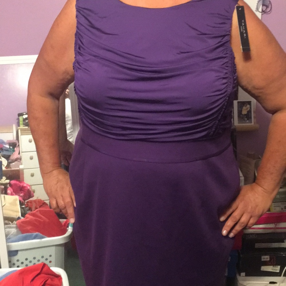 Nwt sz 24 Tahari purple dress FINAL SALE - Picture 4 of 7
